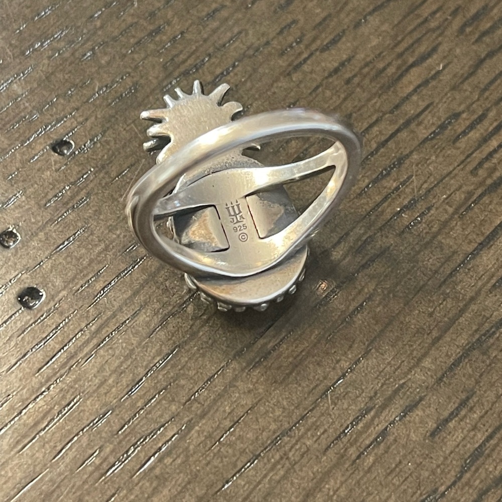 James Avery Pineapple Retired Ring - image 3